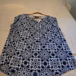 Liz Claiborne Navy and White Floral Blouse